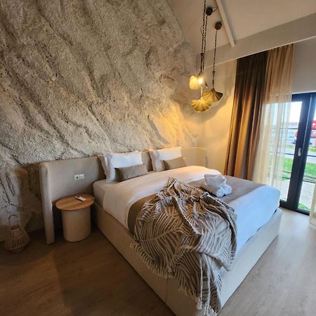 The Berg'S 10 Hotel Ocna Mures Bagian luar foto